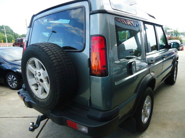 Land Rover Discovery 2004 photo 4
