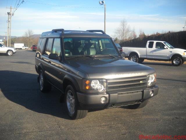 Land Rover Discovery 2004 photo 2