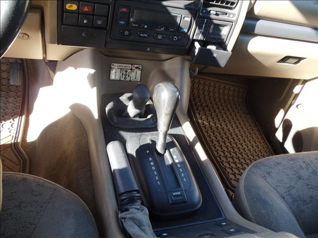 Land Rover Discovery II 1999 photo 5