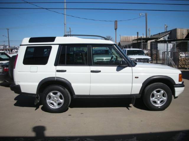 Land Rover Discovery II 1999 photo 3