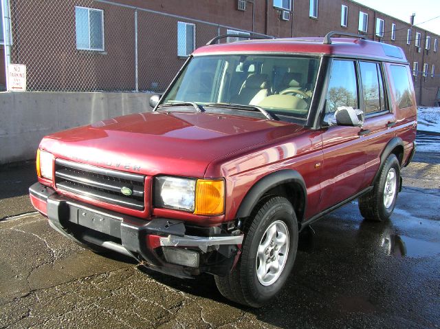 Land Rover Discovery II 2000 photo 3