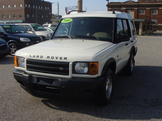 Land Rover Discovery II 2000 photo 1