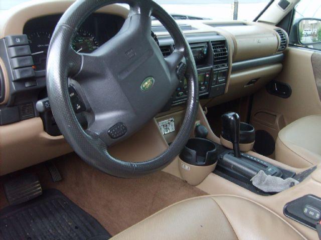 Land Rover Discovery II 2000 photo 4
