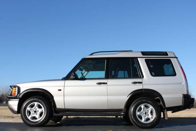 Land Rover Discovery II 2000 photo 3