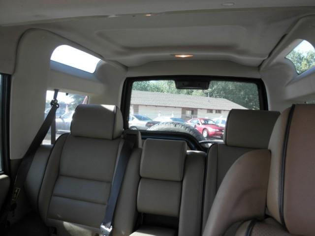 Land Rover Discovery II 2000 photo 3