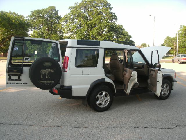 Land Rover Discovery II 2000 photo 1
