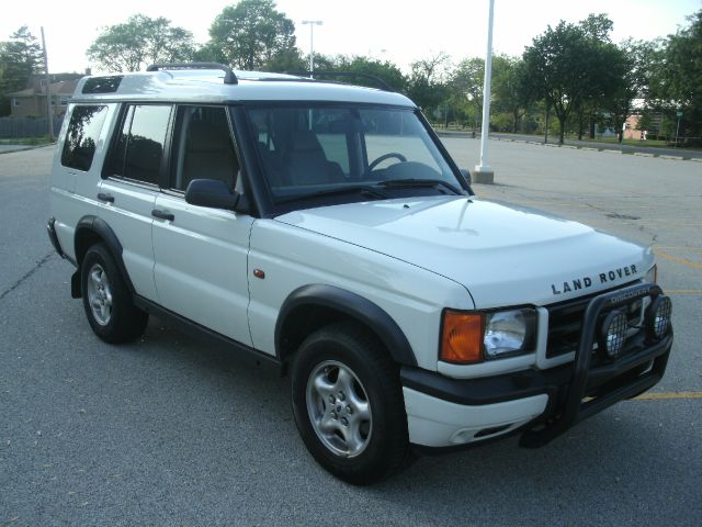Land Rover Discovery II 2000 photo 27