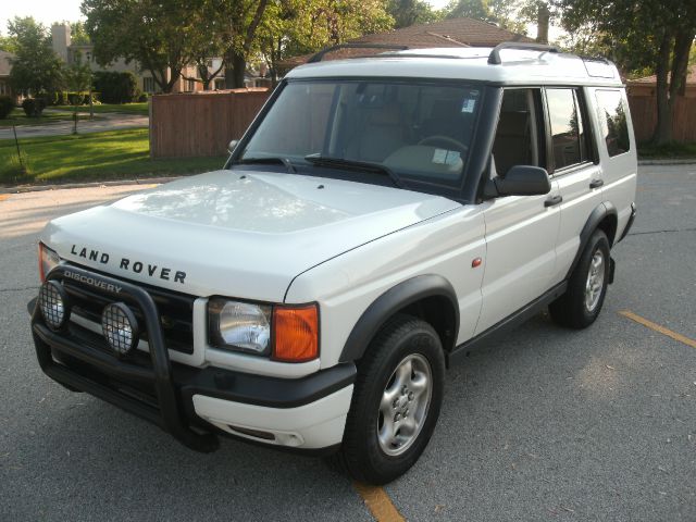 Land Rover Discovery II 2000 photo 5