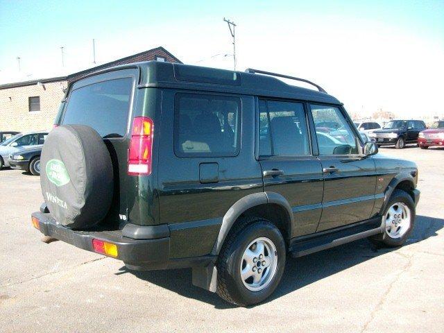 Land Rover Discovery II 2000 photo 2