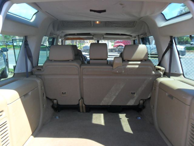 Land Rover Discovery II 2001 photo 3