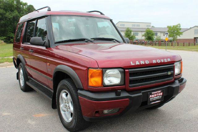 Land Rover Discovery II 2001 photo 11