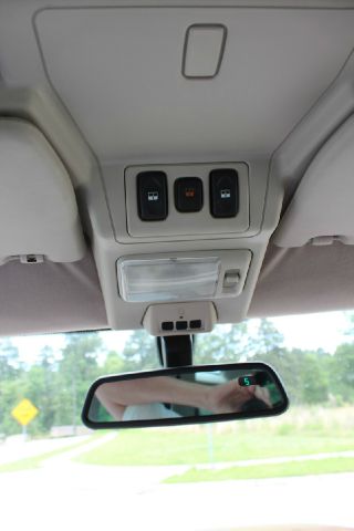 Land Rover Discovery II 2001 photo 14