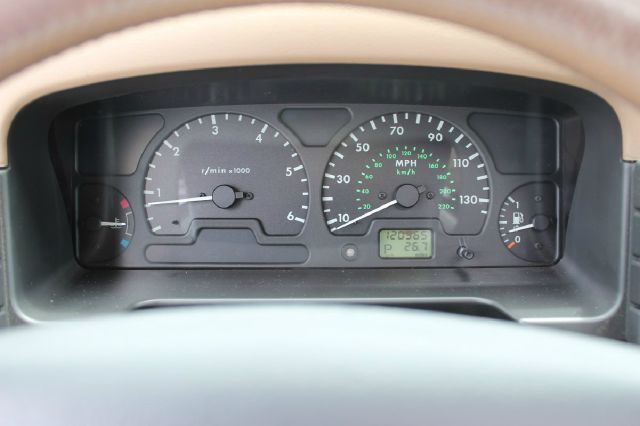 Land Rover Discovery II 2001 photo 24