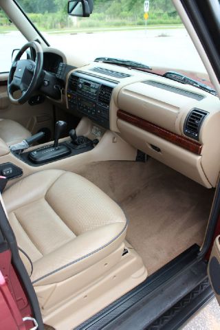 Land Rover Discovery II 2001 photo 26