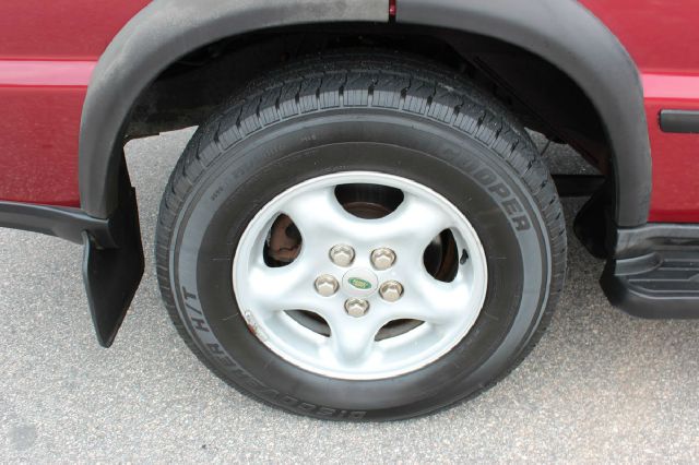 Land Rover Discovery II 2001 photo 27