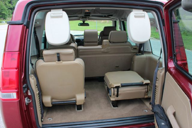 Land Rover Discovery II 2001 photo 32