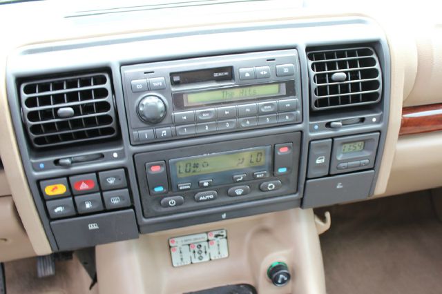 Land Rover Discovery II 2001 photo 53