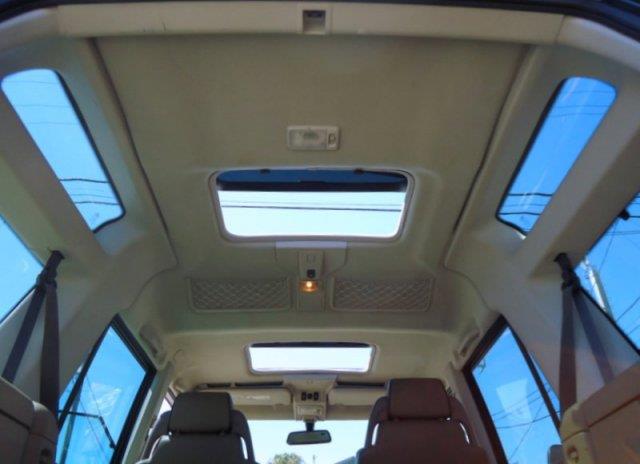 Land Rover Discovery II 2001 photo 2