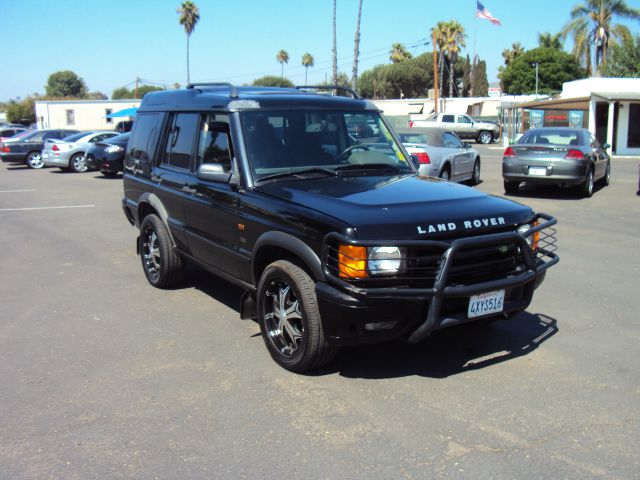 Land Rover Discovery II 2002 photo 2