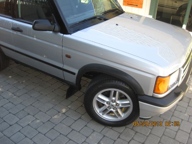 Land Rover Discovery II 2002 photo 10