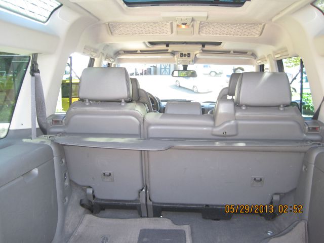 Land Rover Discovery II 2002 photo 26