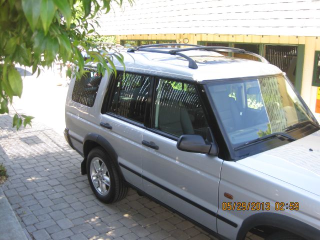 Land Rover Discovery II 2002 photo 35