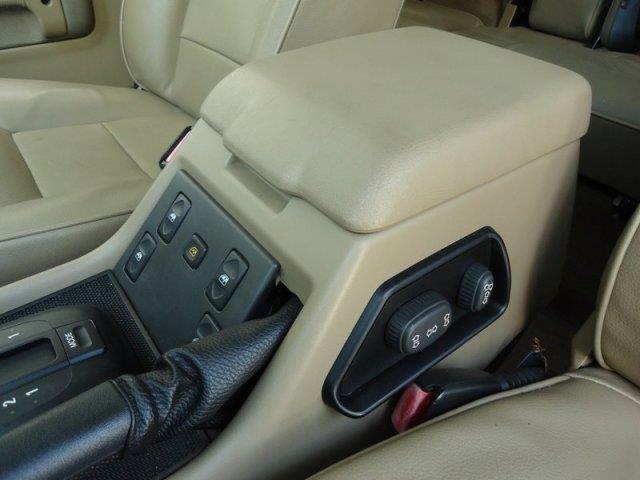 Land Rover Discovery II 2002 photo 15