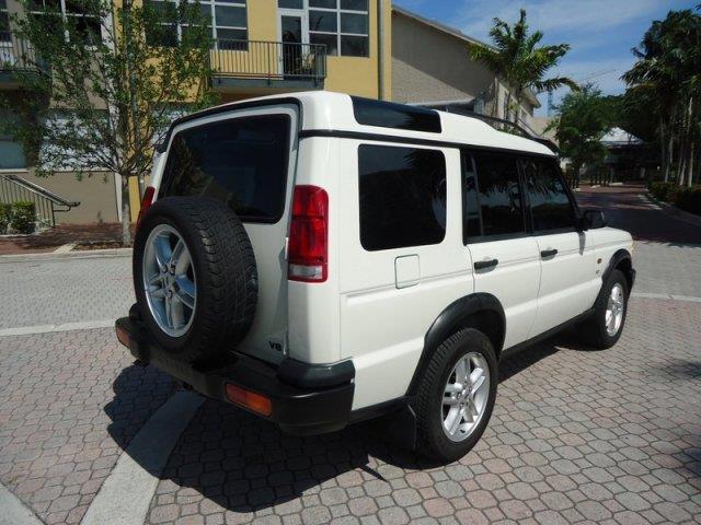 Land Rover Discovery II 2002 photo 22