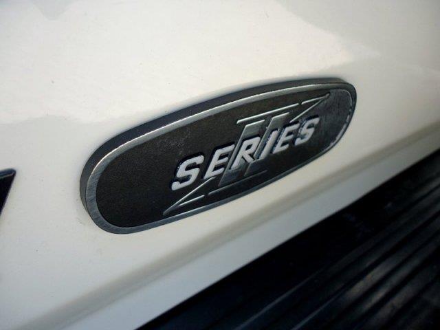 Land Rover Discovery II 2002 photo 12