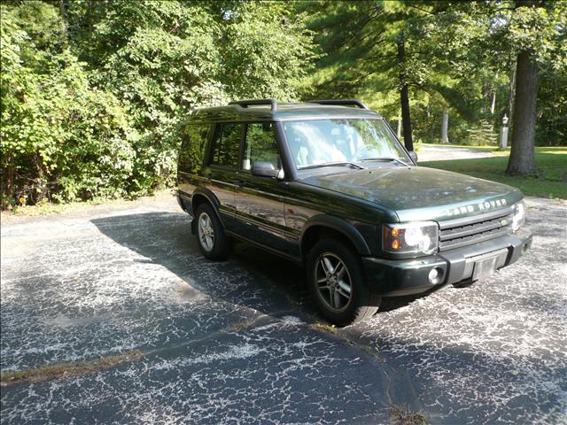 Land Rover Discovery II 2004 photo 1