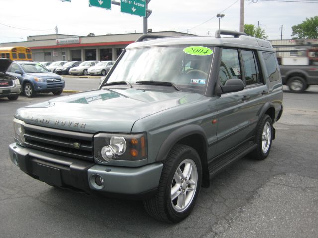 Land Rover Discovery II 2004 photo 4