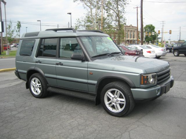 Land Rover Discovery II 2004 photo 5
