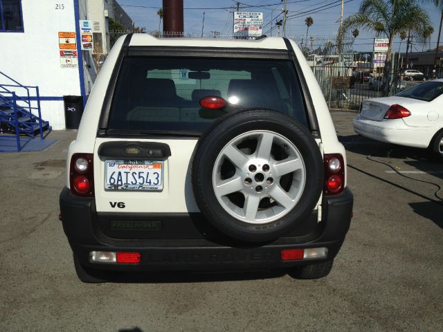 Land Rover Freelander 2002 photo 2