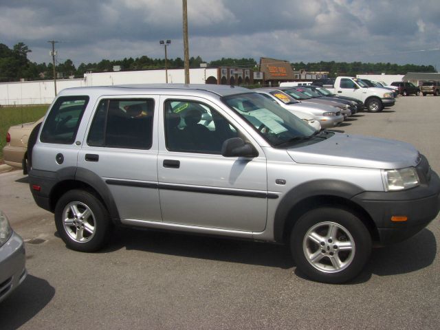 Land Rover Freelander XR SUV