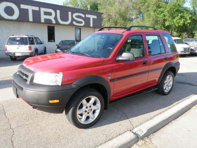Land Rover Freelander 2003 photo 4