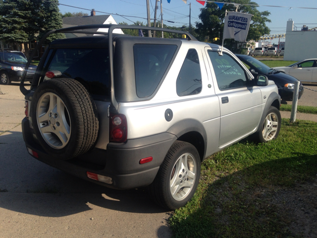 Land Rover Freelander 2003 photo 4