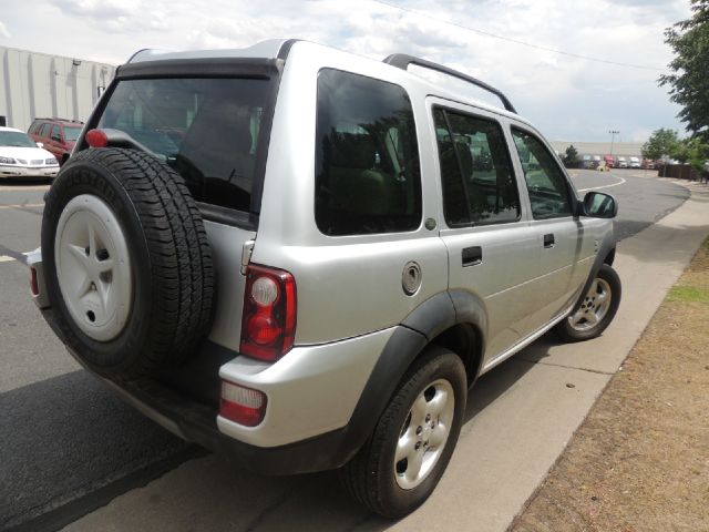 Land Rover Freelander 2004 photo 4