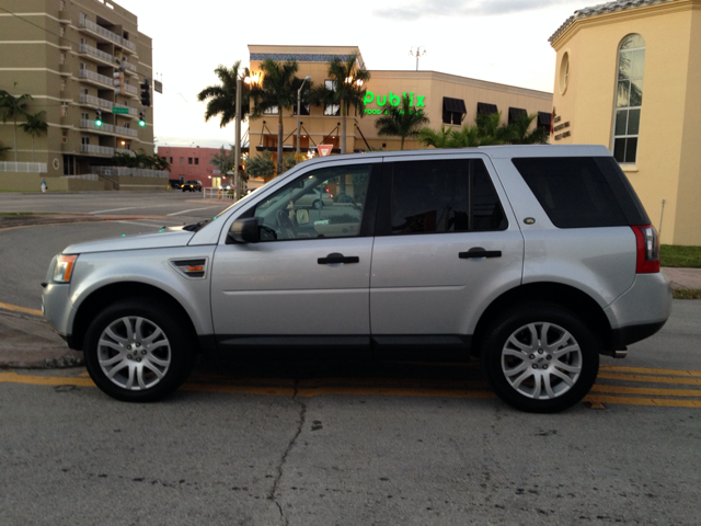 Land Rover LR2 2008 photo 2