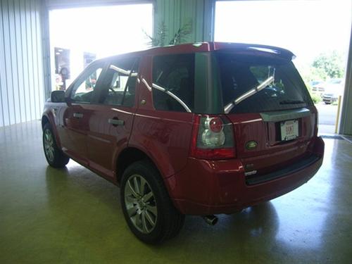 Land Rover LR2 2008 photo 2