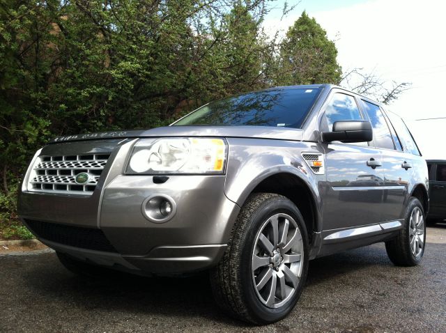 Land Rover LR2 2008 photo 3