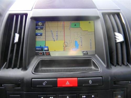 Land Rover LR2 2008 photo 2