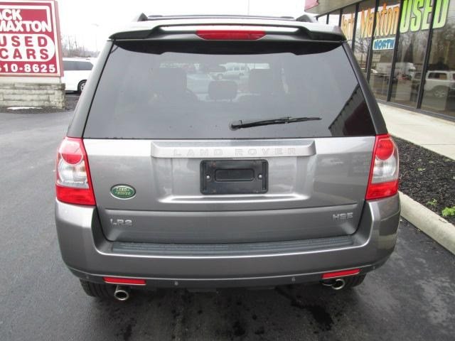 Land Rover LR2 2008 photo 2