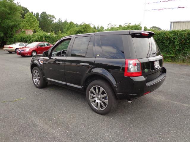 Land Rover LR2 2008 photo 4