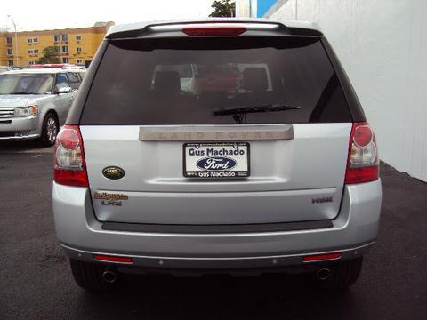 Land Rover LR2 2008 photo 1