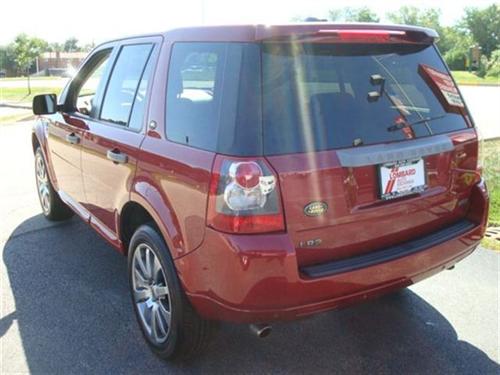 Land Rover LR2 2008 photo 2