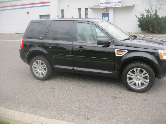 Land Rover LR2 2008 photo 1