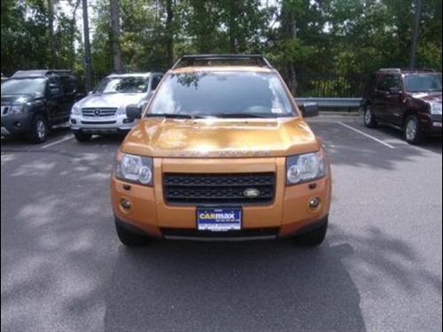 Land Rover LR2 2008 photo 1