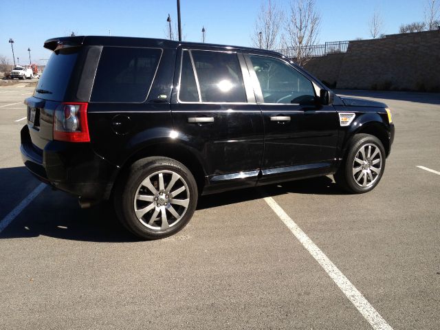 Land Rover LR2 2008 photo 1