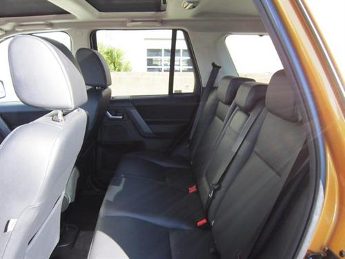 Land Rover LR2 2008 photo 1