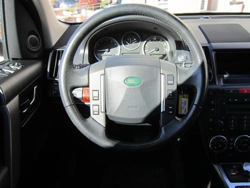 Land Rover LR2 2008 photo 2